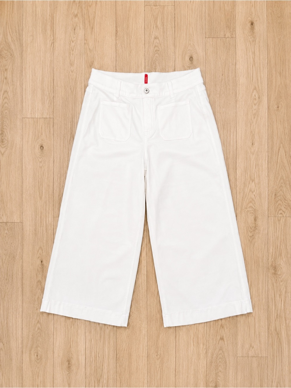 SPANX Wide Leg Cropped White Jeans with Patch Pockets, White - LP